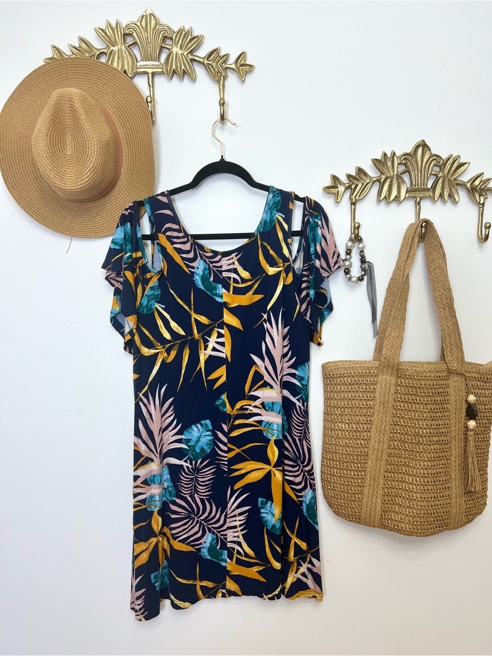 Navy Tropical Leaf Shift Dress - Multicolor Print L ptp 22” l 35”